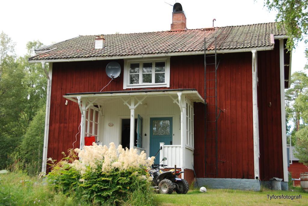 Apartamento Tyforsgarden Mjolnartorpet Exterior foto